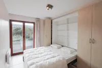 Apartment with Private Balcony - balcony