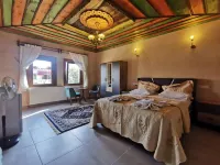 Falcon Cave Suites