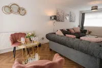 Convenient Wirral Retreat