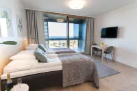 Santa's Resort & Spa Hotel Sani Hotel dekat Tokmanni Kalajoki