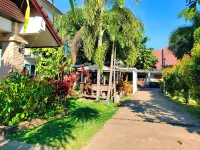 โรงแรมทองเพกา โรงแรมในอำเภอ ปราสาท