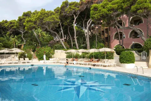 Forte Village Resort - le Palme فنادق في سانتا مارغريتا دي بولا