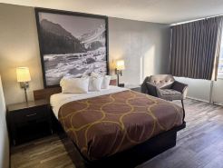 Super 8 by Wyndham Great Falls City Center