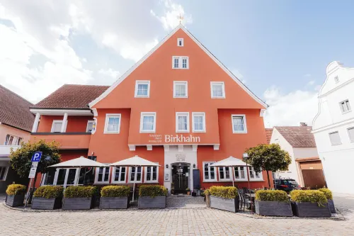 Schieners Hotel & Apfelhof Apartments Hotels in Wemding