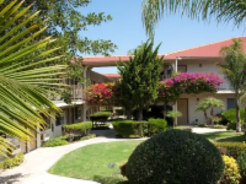 California Suites Hotel Hotels near Green Flash Brewery
