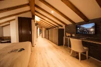 فندق دانيلا Hotels near غورنيرغات