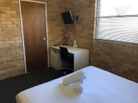 Hanbury Lodge Hotels in Mayfield West