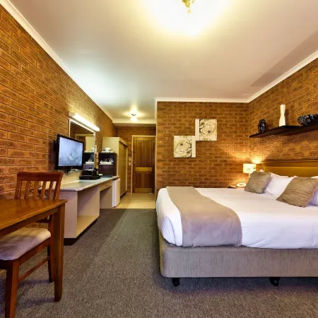 Central Yarrawonga Motor Inn