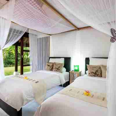 Villa Candi Kecil Empat by Villa Finder Rooms