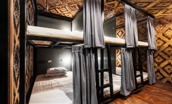 MAD Monkey Hostel Siargao