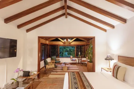 Sazagua Hotel Boutique Отели рядом с достопримечательностью «Expofuturo Event Center»