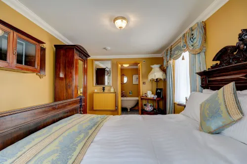 Ebenezer's Place - homestay