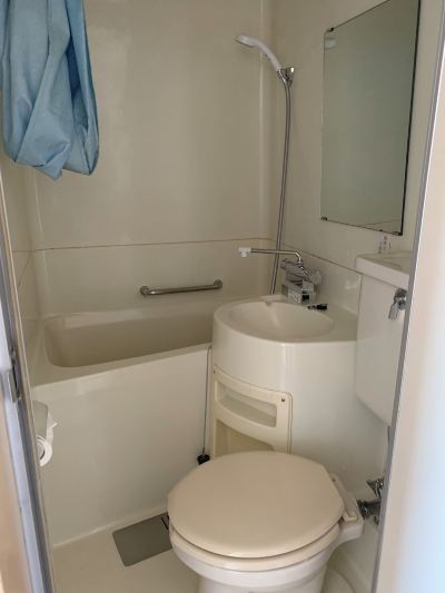 シングルルームユニットバスタイプ、禁煙 シェアハウス侍ヒルズの写真