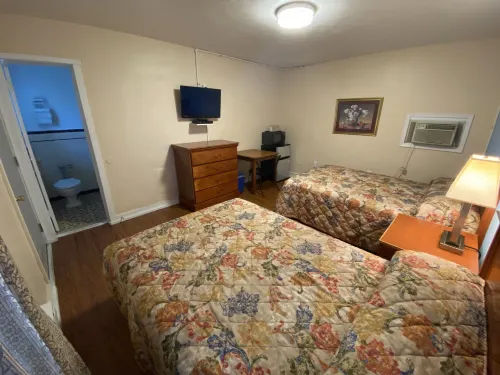 Gateway Inn Hotels in Warren County