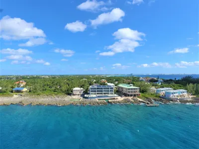 Lighthouse Point Residences Các khách sạn gần Cayman Turtle Centre