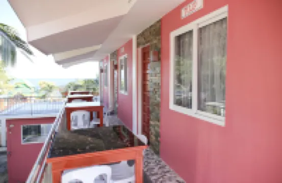 Luzmin BH - Pink House