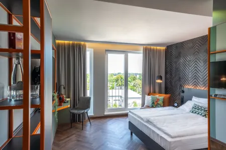 Loginn Hotel Berlin Airport