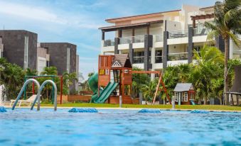 Mareazul Beach Front Condos at Playa del Carmen