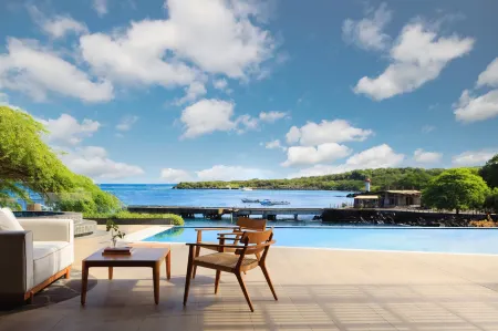 Hotel Indigo Galapagos Отели рядом с достопримечательностью «Cerro de las Tijeretas»