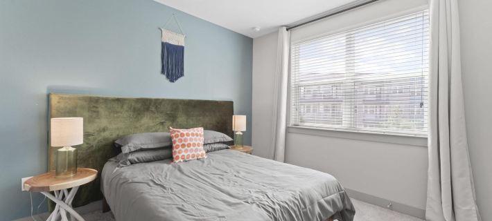 Airy 1Br King Suite Close to Downtown w Fast Wifi Ξενοδοχεία στην πόλη Montopolis