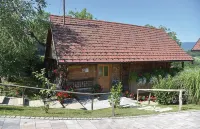 Homestead Bahor with Whirlpool - Happy Rentals