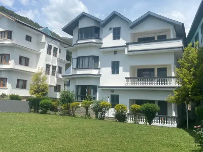 弗雷斯科飯店及公寓 Kangra Valley附近的飯店