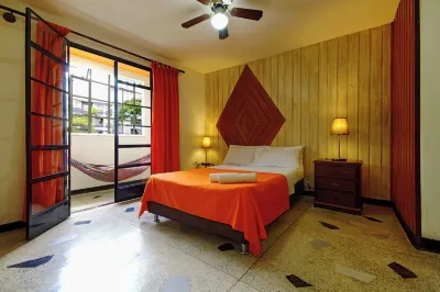 Ding-Dong Hostel Hotels in 