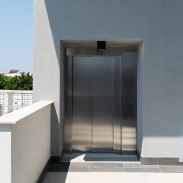 Lolita s Beachfront Loft by Wonderful Italy