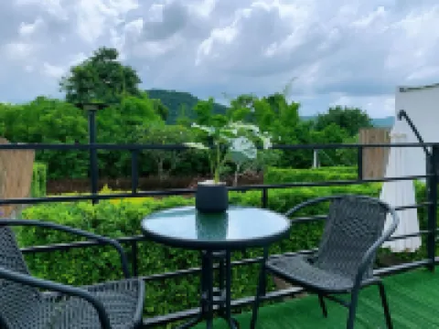 แกลมปิ้ง ฮิลล์ เขาใหญ่