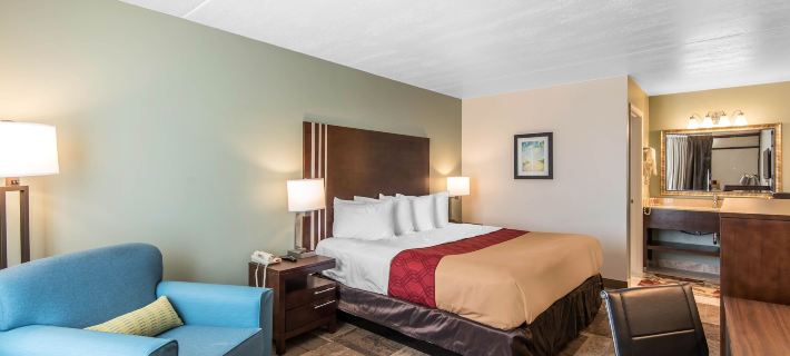 Econo Lodge Oak Grove-Blue Springs Hotels in Jackson County
