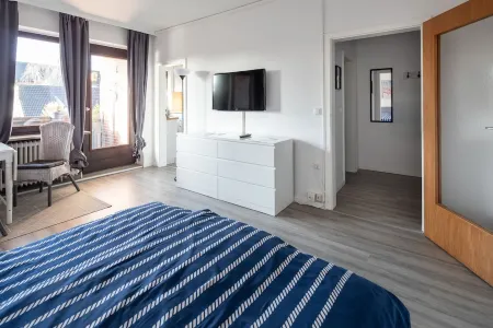 Vacation apartment Jade in the city by the sea