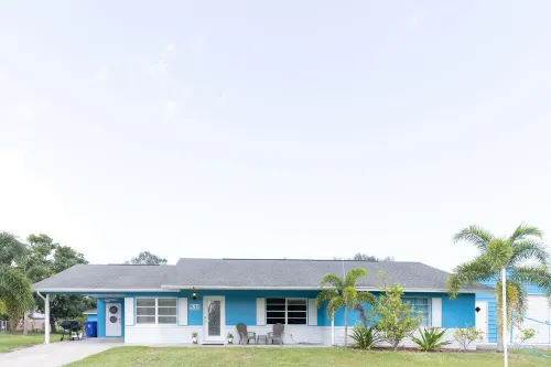 Blue Haven Retreat! Hotels in Sebastian