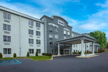 Spark by Hilton Walker Grand Rapids North Отели в г. Уолкер