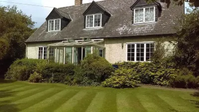 Orchard Pond Bed & Breakfast فنادق في Great Chesterford