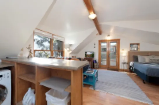 Fully Stocked Kitchen and Scenic Deck Views - Charming Studio Retreat