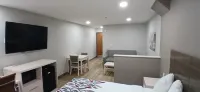 Red Roof Inn & Suites Euless - DFW Airport Southwest فنادق في Euless
