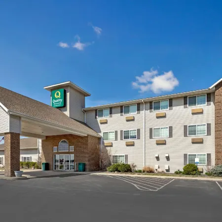Quality Inn & Suites Fort Madison Near Hwy 61