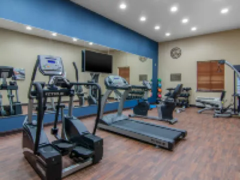 Comfort Inn & Suites Shawnee - Kansas City Hotels in Shawnee