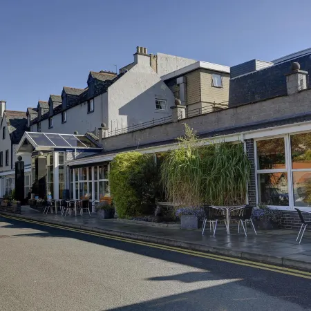 Best Western Kings Manor Hotel
