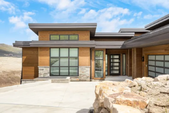 Breathtaking Views and Hot Tub - Luxurious Mountain Oasis