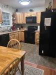 Charming 3-bedroom house in Mountain City beautiful big coy pond in backyard