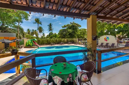 Floral Inn Family Отели рядом с достопримечательностью «Porto Seguro»