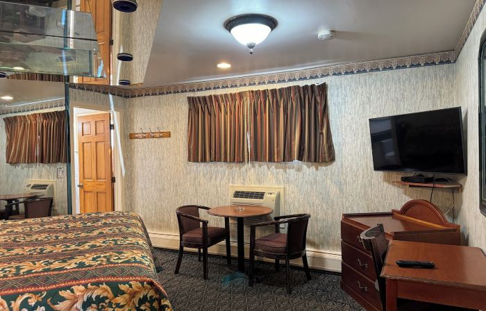 Royal Motel
