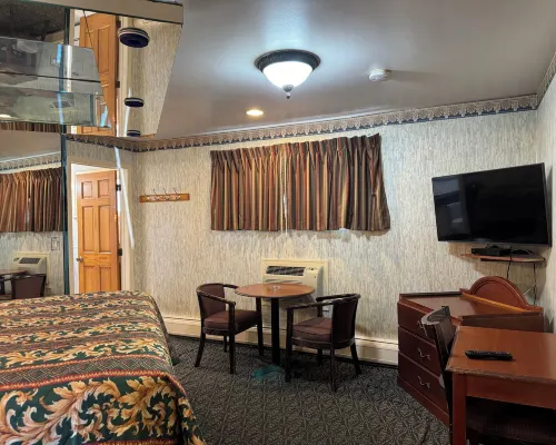 Royal Motel Hotels in Secaucus