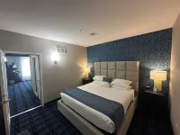 Riverside Inn Hannibal Hotels in Mason Township