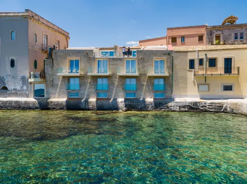 Re Dionisio Luxury Suites Hotels in Siracusa