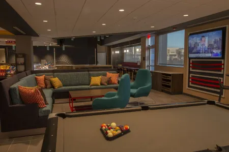 Tru by Hilton Norfolk Airport