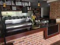 ماجيك سويت ابوحليفة Magic Suite Abu Halifa فنادق في الفحيحيل