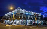 Royal Hotel Randwick Hotels in Randwick