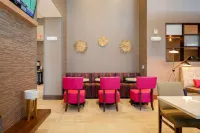 Hampton Inn and Suites Aurora South Denver - breakfast